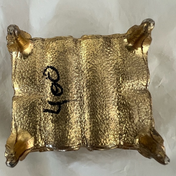 Vintage San Francisco Music Box Company Tapestry Lid Jewelry Box Gold Tone - Picture 4 of 13